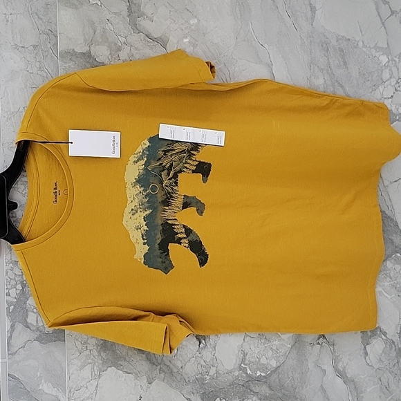 Goodfellow & Co Other - Round neck t-shirt- Size L